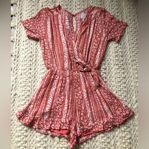 South moon under romper